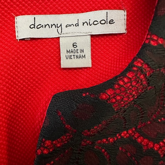 Danny & Nicole Lace Sheath Dress - Size 6 - Picture 5 of 9